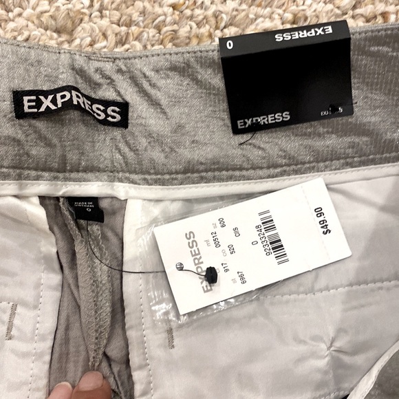 Express metallic Silver Shorts - Picture 3 of 3